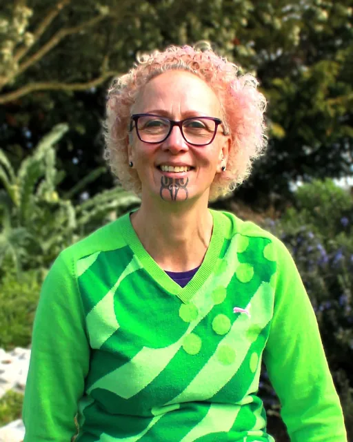 Vernette Shapland